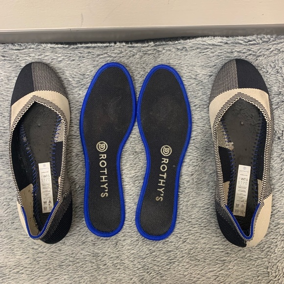 Rothy’s Flats - Picture 7 of 9